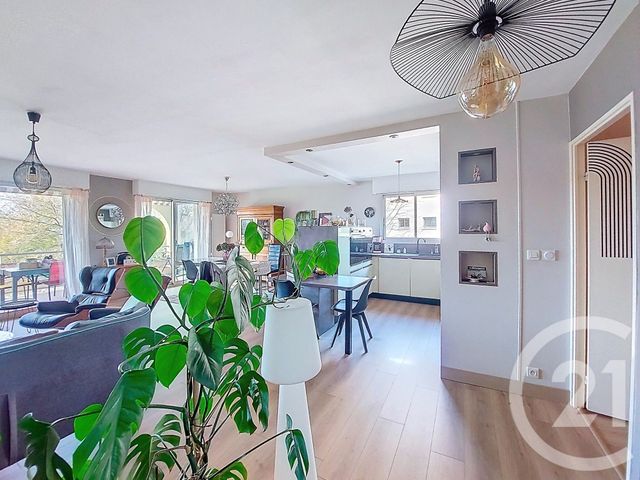 Appartement F4 à vendre - 5 pièces - 96,72 m2 - Cholet - 49 - PAYS-DE-LOIRE