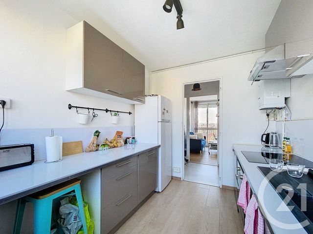 Appartement F4 à vendre - 5 pièces - 66,04 m2 - Cholet - 49 - PAYS-DE-LOIRE
