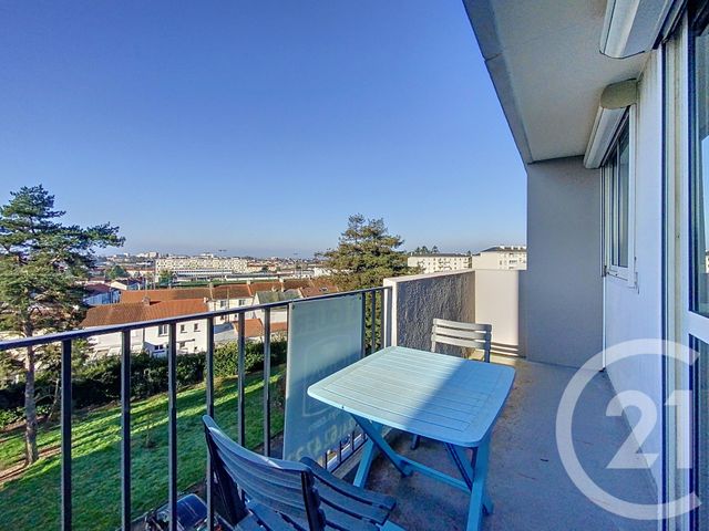 Appartement F4 à vendre - 5 pièces - 66,04 m2 - Cholet - 49 - PAYS-DE-LOIRE