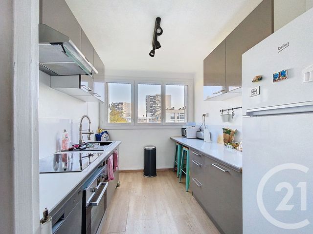 Appartement F4 à vendre - 5 pièces - 66,04 m2 - Cholet - 49 - PAYS-DE-LOIRE