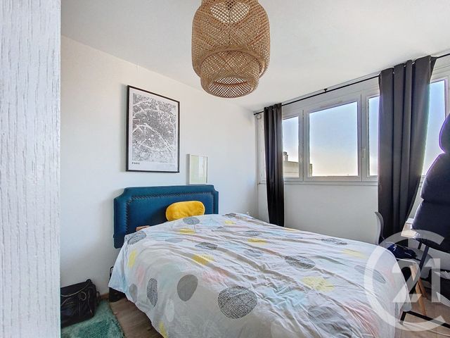 Appartement F4 à vendre - 5 pièces - 66,04 m2 - Cholet - 49 - PAYS-DE-LOIRE