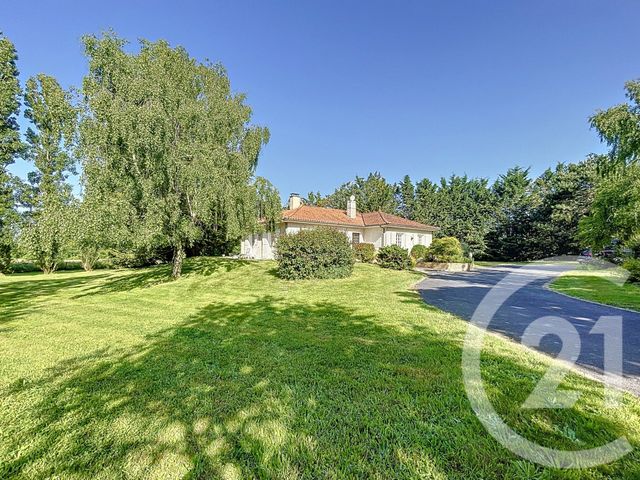 Maison à vendre - 7 pièces - 124,08 m2 - Yzernay - 49 - PAYS-DE-LOIRE