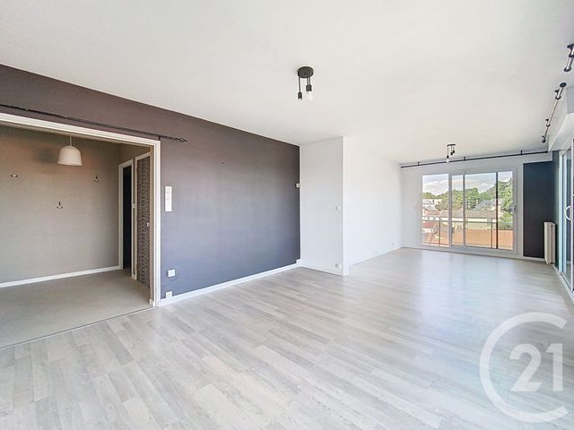 Appartement T3 à vendre - 3 pièces - 72,60 m2 - Cholet - 49 - PAYS-DE-LOIRE