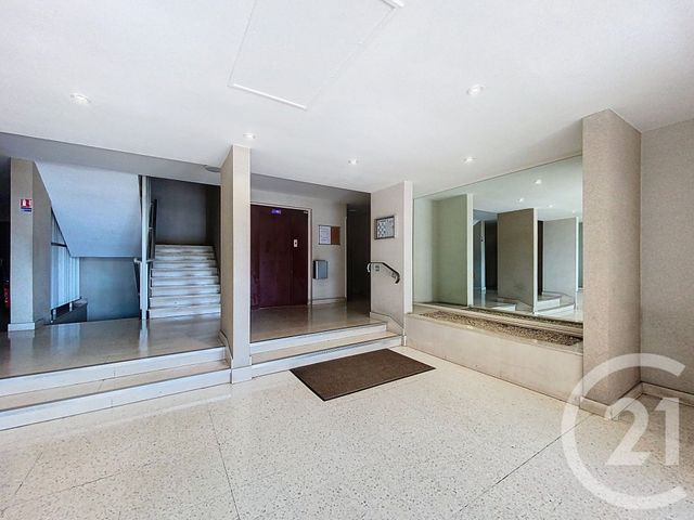 Appartement T3 à vendre - 3 pièces - 72,60 m2 - Cholet - 49 - PAYS-DE-LOIRE