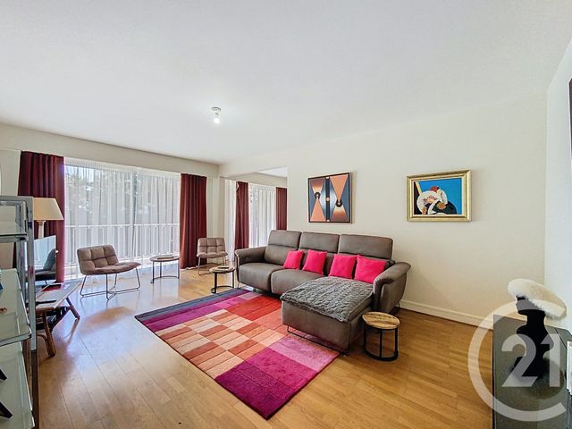 Appartement T4 à vendre - 4 pièces - 101 m2 - Cholet - 49 - PAYS-DE-LOIRE