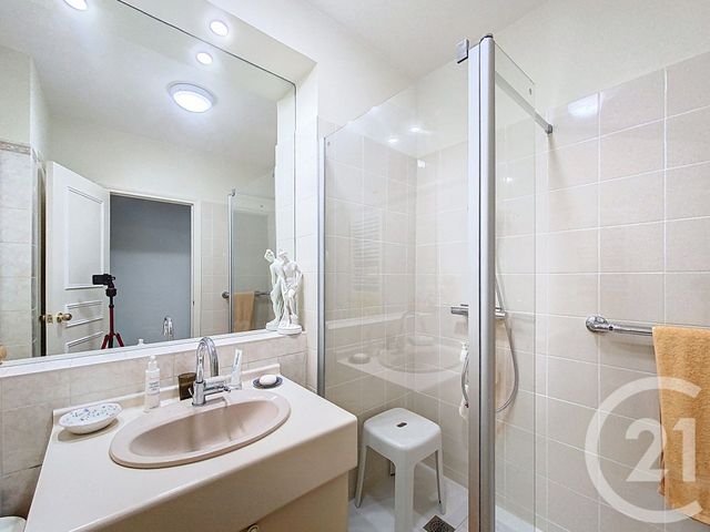 Appartement T4 à vendre - 4 pièces - 101 m2 - Cholet - 49 - PAYS-DE-LOIRE