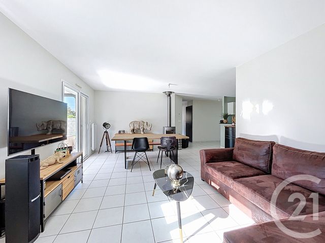 Maison à vendre - 5 pièces - 82 m2 - St Pierre Des Echaubrognes - 79 - POITOU-CHARENTES