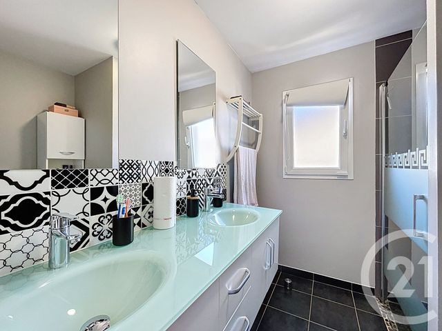 Maison à vendre - 5 pièces - 82 m2 - St Pierre Des Echaubrognes - 79 - POITOU-CHARENTES