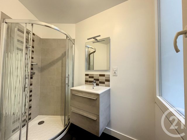 Maison à louer - 6 pièces - 130 m2 - Cholet - 49 - PAYS-DE-LOIRE