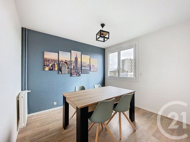 Appartement T4 &agrave; vendre - 4 pi&egrave;ces - 73,23 m2 - Cholet - 49 - PAYS-DE-LOIRE