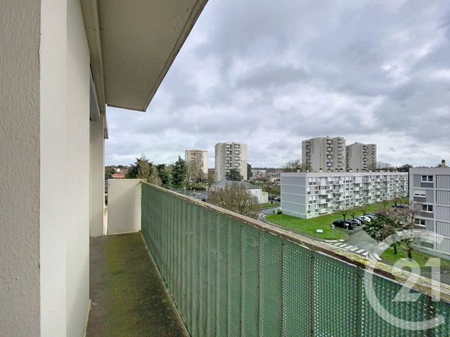 Appartement T4 &agrave; vendre - 4 pi&egrave;ces - 73,23 m2 - Cholet - 49 - PAYS-DE-LOIRE