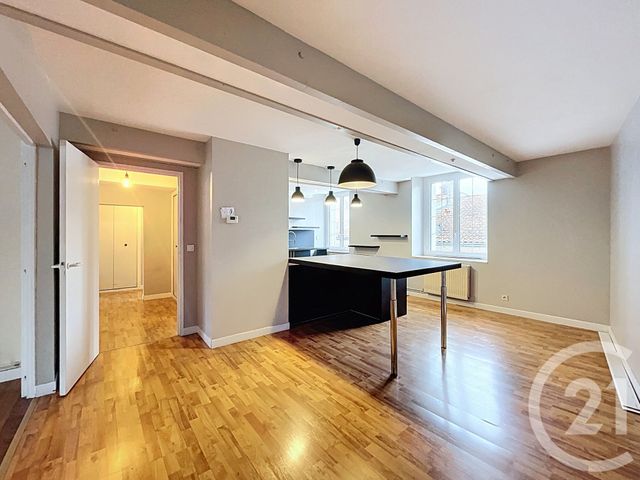 Appartement T4 à vendre - 4 pièces - 99,77 m2 - Cholet - 49 - PAYS-DE-LOIRE