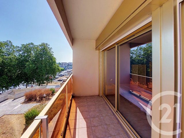 Appartement T3 &agrave; vendre - 3 pi&egrave;ces - 74,56 m2 - Cholet - 49 - PAYS-DE-LOIRE