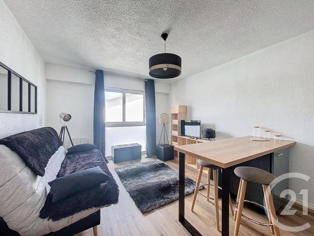 Appartement T1 &agrave; louer - 1 pi&egrave;ce - 24,41 m2 - Cholet - 49 - PAYS-DE-LOIRE
