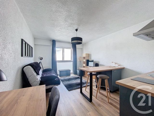 Appartement T1 &agrave; louer - 1 pi&egrave;ce - 24,41 m2 - Cholet - 49 - PAYS-DE-LOIRE