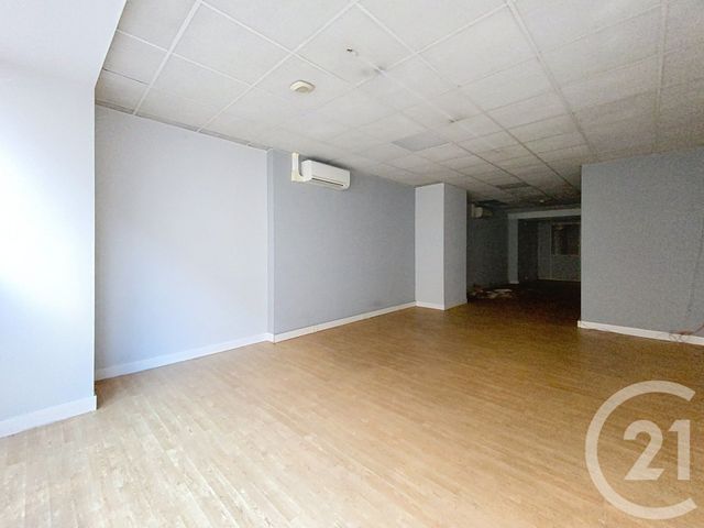 Local commercial à louer - 131.0 m2 - 49 - Maine-et-Loire