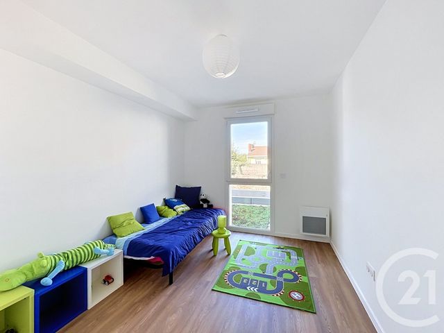 Appartement T3 &agrave; vendre - 3 pi&egrave;ces - 60,75 m2 - Cholet - 49 - PAYS-DE-LOIRE