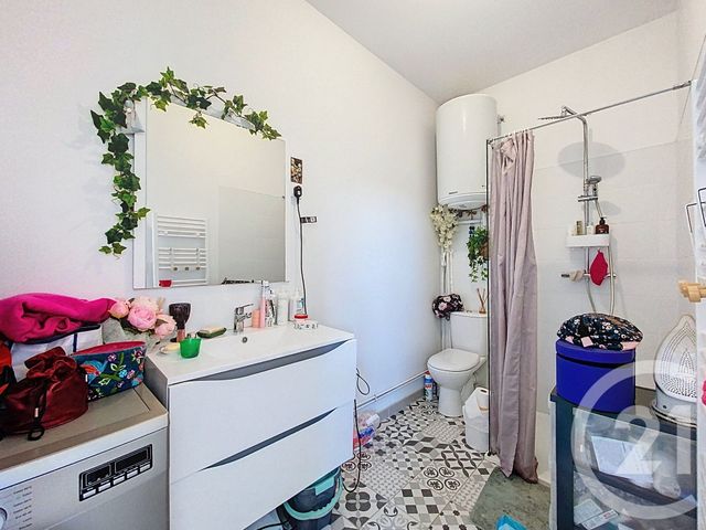 Appartement T2 &agrave; louer - 2 pi&egrave;ces - 40,09 m2 - Cholet - 49 - PAYS-DE-LOIRE