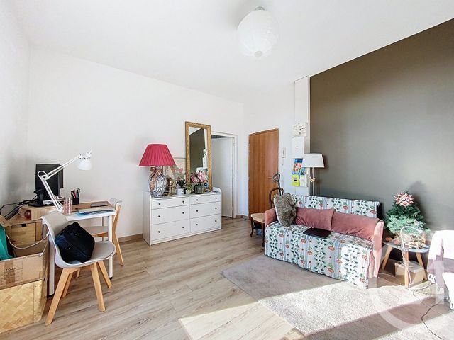 Appartement T2 &agrave; louer - 2 pi&egrave;ces - 40,09 m2 - Cholet - 49 - PAYS-DE-LOIRE