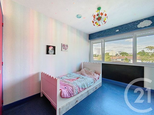 Appartement T3 &agrave; vendre - 3 pi&egrave;ces - 60,40 m2 - Cholet - 49 - PAYS-DE-LOIRE