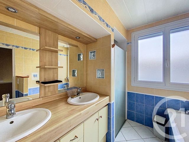 Maison &agrave; vendre - 7 pi&egrave;ces - 138 m2 - Le May Sur Evre - 49 - PAYS-DE-LOIRE