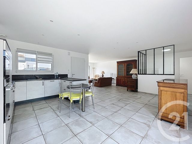 Maison &agrave; louer - 4 pi&egrave;ces - 99,68 m2 - Cholet - 49 - PAYS-DE-LOIRE