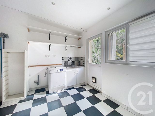 Maison &agrave; louer - 6 pi&egrave;ces - 93,74 m2 - Cholet - 49 - PAYS-DE-LOIRE