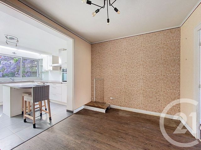 Maison &agrave; louer - 6 pi&egrave;ces - 93,74 m2 - Cholet - 49 - PAYS-DE-LOIRE