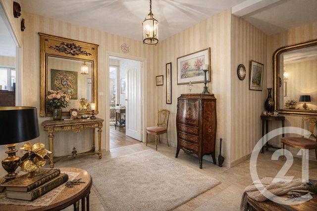 Appartement T5 &agrave; vendre - 5 pi&egrave;ces - 119,75 m2 - Cholet - 49 - PAYS-DE-LOIRE