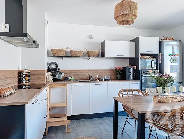 Appartement T3 &agrave; louer - 3 pi&egrave;ces - 62,42 m2 - Cholet - 49 - PAYS-DE-LOIRE