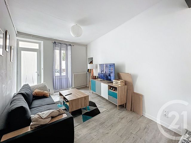 Appartement F2 &agrave; louer - 2 pi&egrave;ces - 60,43 m2 - Cholet - 49 - PAYS-DE-LOIRE