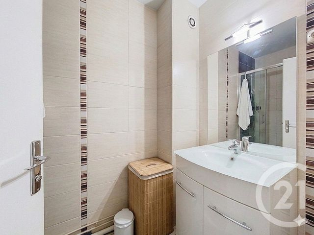 Appartement T2 &agrave; louer - 2 pi&egrave;ces - 45 m2 - Cholet - 49 - PAYS-DE-LOIRE