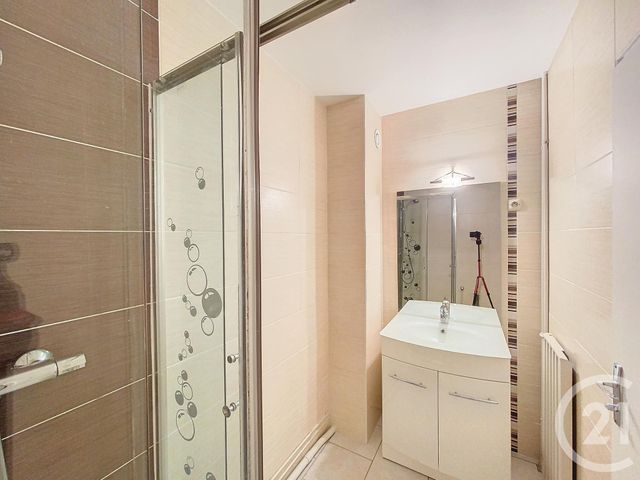 Appartement T2 &agrave; louer - 2 pi&egrave;ces - 45 m2 - Cholet - 49 - PAYS-DE-LOIRE