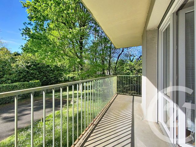 Appartement T2 &agrave; louer - 2 pi&egrave;ces - 45 m2 - Cholet - 49 - PAYS-DE-LOIRE