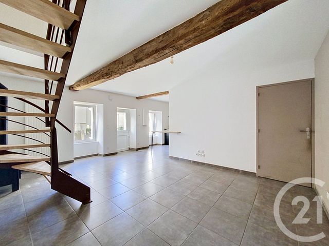 Maison &agrave; louer - 3 pi&egrave;ces - 70,40 m2 - Cholet - 49 - PAYS-DE-LOIRE