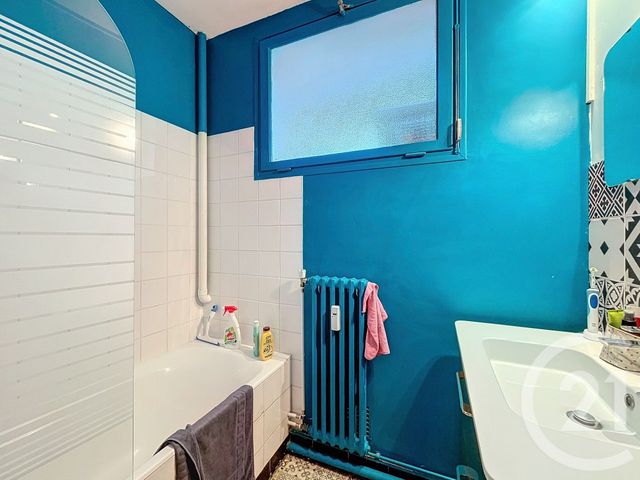 Appartement T3 &agrave; vendre - 3 pi&egrave;ces - 69,70 m2 - Cholet - 49 - PAYS-DE-LOIRE