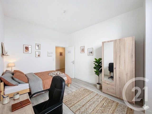 Appartement Chambre &agrave; louer - 1 pi&egrave;ce - 12 m2 - Cholet - 49 - PAYS-DE-LOIRE