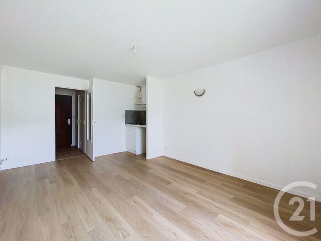 Appartement Studio &agrave; louer - 1 pi&egrave;ce - 24,22 m2 - Cholet - 49 - PAYS-DE-LOIRE