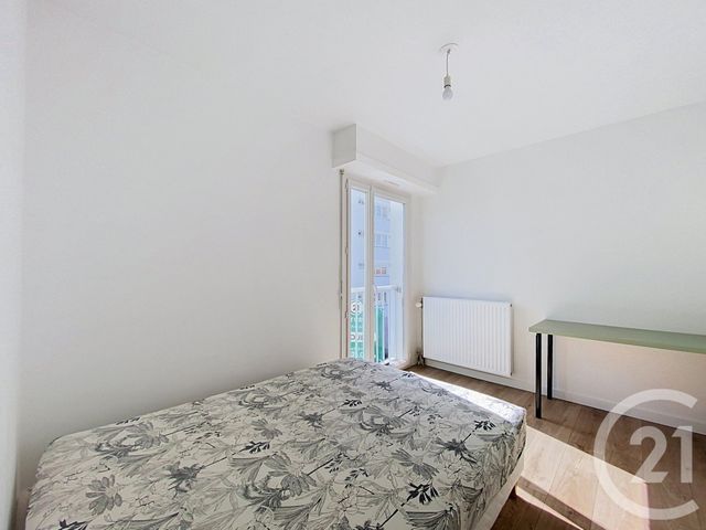 Appartement T4 &agrave; louer - 4 pi&egrave;ces - 75,66 m2 - Cholet - 49 - PAYS-DE-LOIRE