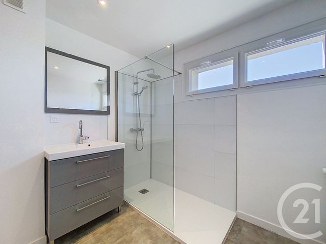 Appartement T4 &agrave; louer - 4 pi&egrave;ces - 75,66 m2 - Cholet - 49 - PAYS-DE-LOIRE