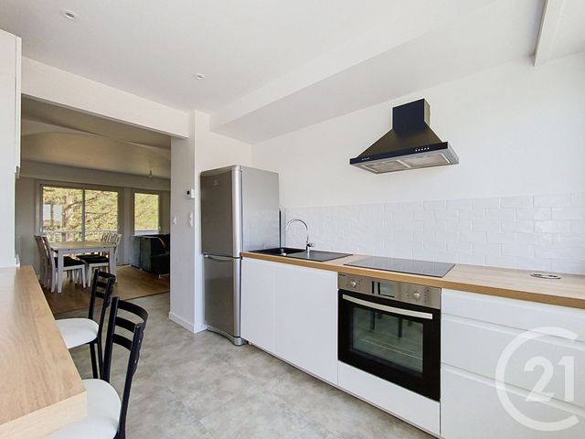 Appartement T4 &agrave; louer - 4 pi&egrave;ces - 75,66 m2 - Cholet - 49 - PAYS-DE-LOIRE