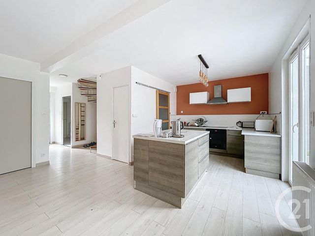 Maison &agrave; louer - 7 pi&egrave;ces - 112 m2 - Cholet - 49 - PAYS-DE-LOIRE