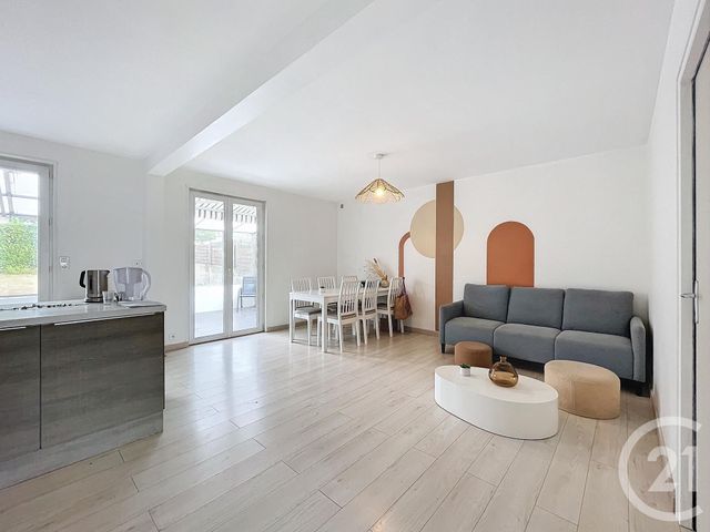 Maison &agrave; louer - 7 pi&egrave;ces - 112 m2 - Cholet - 49 - PAYS-DE-LOIRE