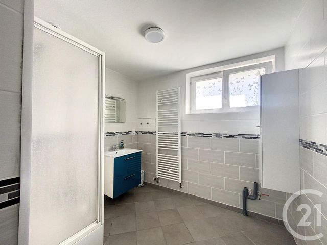 Maison &agrave; louer - 4 pi&egrave;ces - 76,60 m2 - Cholet - 49 - PAYS-DE-LOIRE