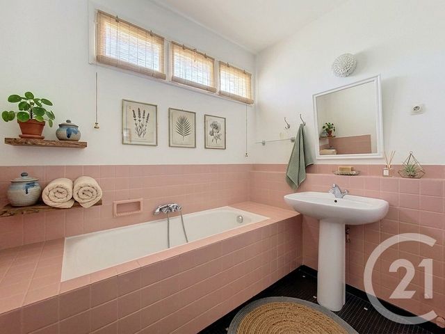 Appartement &agrave; louer - 4 pi&egrave;ces - 102 m2 - Cholet - 49 - PAYS-DE-LOIRE