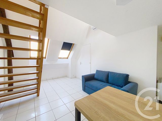 Appartement &agrave; louer - 2 pi&egrave;ces - 27,28 m2 - Cholet - 49 - PAYS-DE-LOIRE