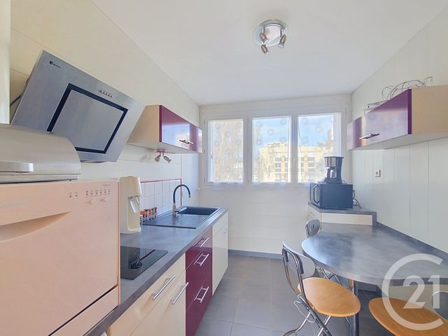 Appartement T3 &agrave; vendre - 4 pi&egrave;ces - 56,05 m2 - Cholet - 49 - PAYS-DE-LOIRE