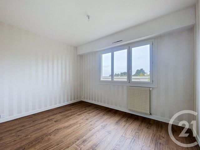 Appartement T4 &agrave; louer - 4 pi&egrave;ces - 101 m2 - Cholet - 49 - PAYS-DE-LOIRE