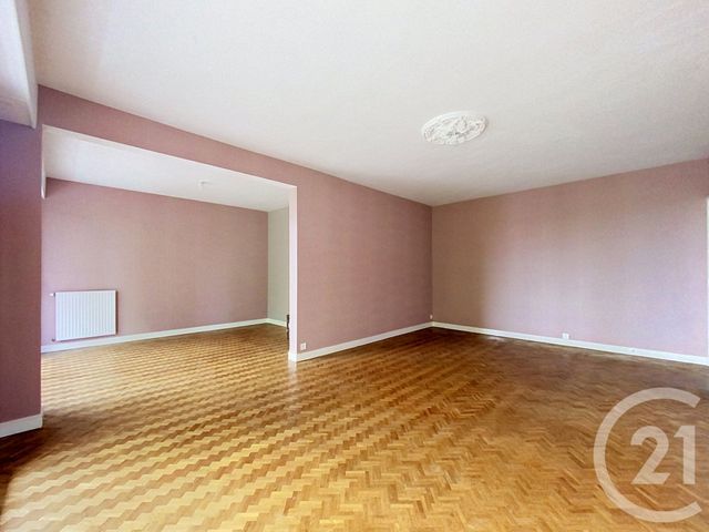 Appartement T4 &agrave; louer - 4 pi&egrave;ces - 101 m2 - Cholet - 49 - PAYS-DE-LOIRE