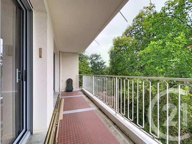Appartement T4 &agrave; louer - 4 pi&egrave;ces - 101 m2 - Cholet - 49 - PAYS-DE-LOIRE